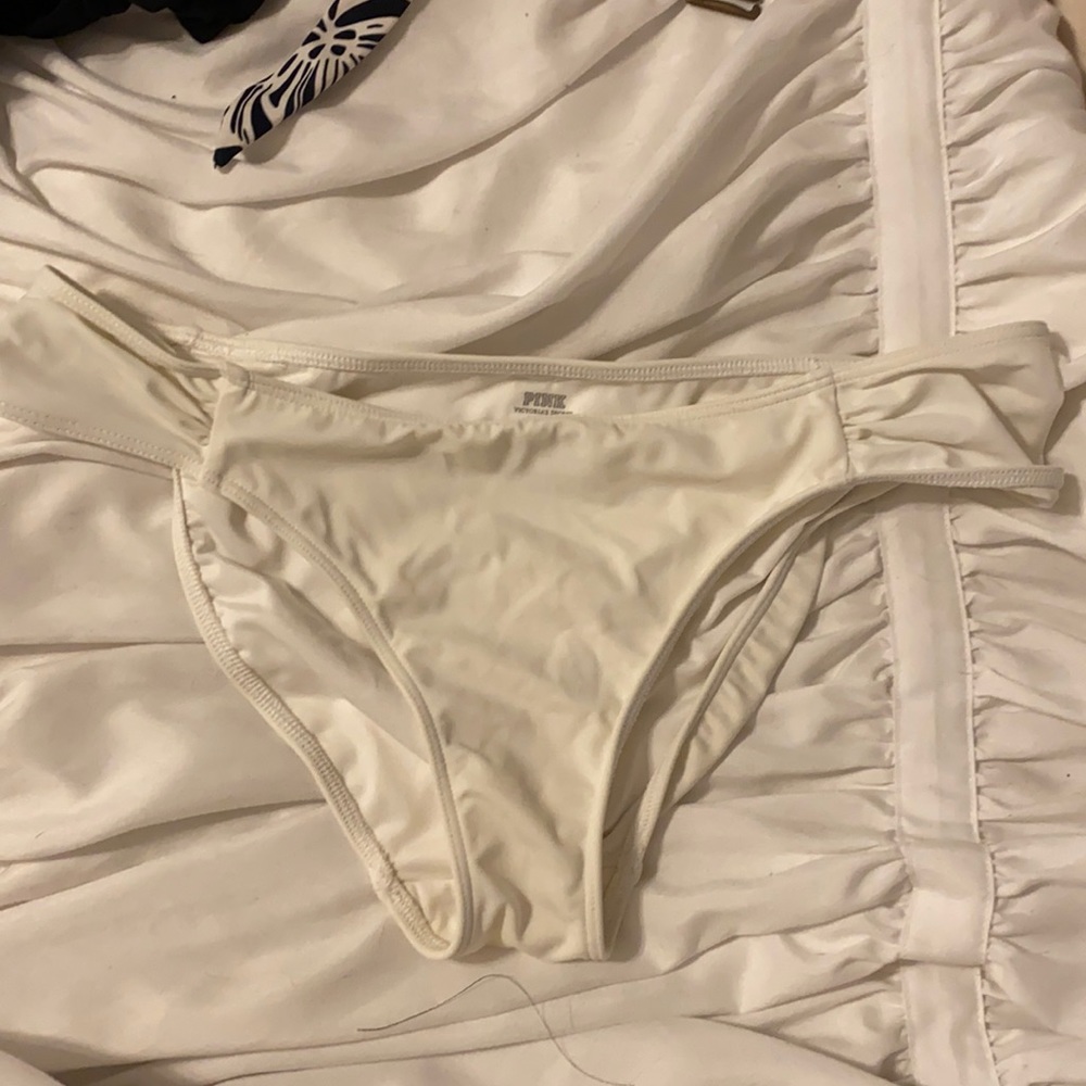 Victoria’s Secret Pink bikini bottoms
